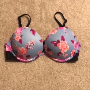 PINK Wear Everywhere Super Push Up Bra